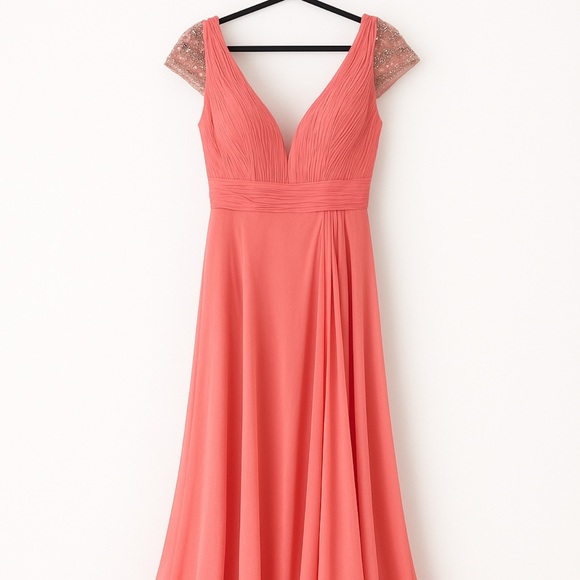 Mac Duggal Coral Wedding Dress - Picture 1 of 6